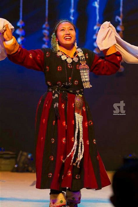 Jabro is a community dance of the nomadic people of Tibetan origin ...