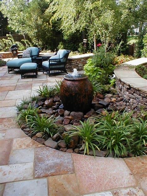 40 Beautiful Garden Fountain Ideas