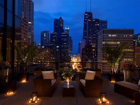 Dream anniversary destination and inspiration for home balcony | Chicago hotels magnificent mile ...