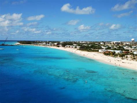 Visit Grand Turk in Turks & Caicos Islands with Cunard