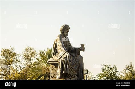 A statue of the poet Abu Nawas in baghdad city Stock Photo - Alamy