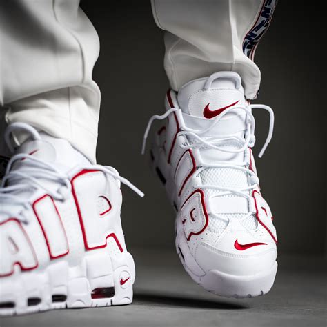 Buy AIR MORE UPTEMPO '96 for N/A 0.0 | Kickz-DE-AT-INT | Red nike shoes, All red nike shoes ...