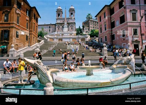 Spanish Steps and Barcaccia Fountain, Piazza di Spagna, Rome, Italy Stock Photo - Alamy