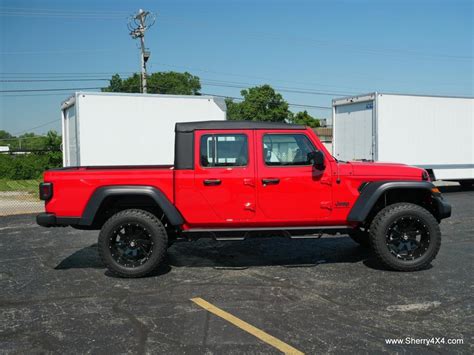 Lifted Jeep Gladiator Features and Specs | Sherry 4x4