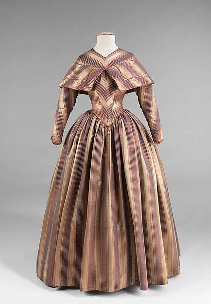 Best 439 Early Victorian Fashion 1840-1855 images on Pinterest | Design