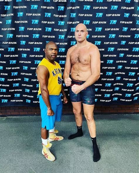 Tyson Fury shows weight loss and abs in training pics ahead of Anthony ...