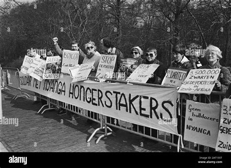 Guard of some people from South African American Embassy in DH for the hunger strikers in the ...