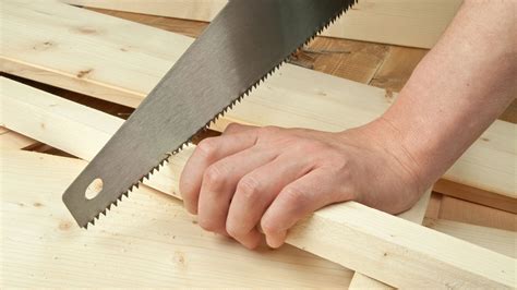 Cutting Timber and Sawing Timber | How to Use a Handsaw | What Kind of Saw to Use | DIY Doctor