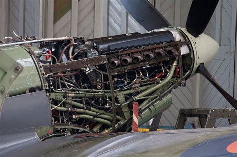 Supermarine Spitfire Rolls Royce Merlin Engine | Wwii aircraft ...