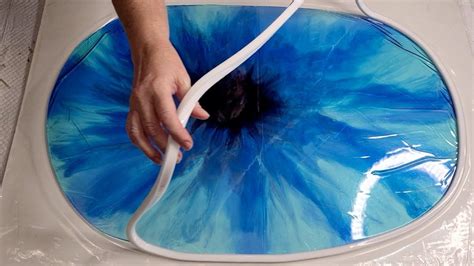 #1426 Beautiful Blown Glass Effect In This HUGE Resin Vase Using My Instant Mold - YouTube Diy ...
