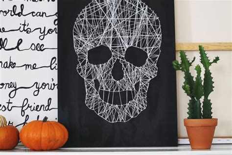 11 cool teen Halloween craft ideas that don't suck.