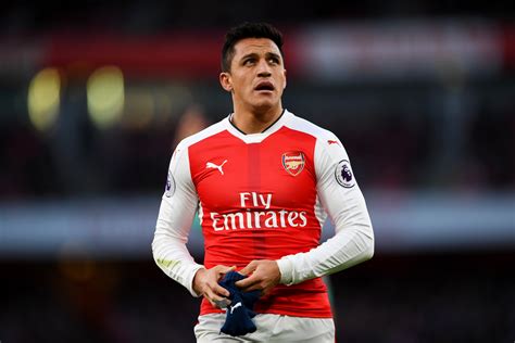 Arsenal: Arsene Wenger Lines Up Alexis Sanchez Replacement - Newsweek