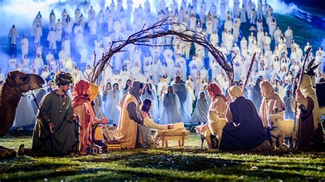 The Piano Guys Release New Video Featuring Guinness World Record's Largest Live Nativity Scene ...