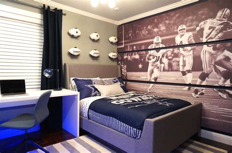 Pin by Alina Druga Interiors on Dallas cowboys bedroom | Dallas cowboys ...