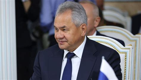 Chi è Sergey Shoygu, il fedelissimo di Putin indicato come una delle menti dietro un eventuale golpe