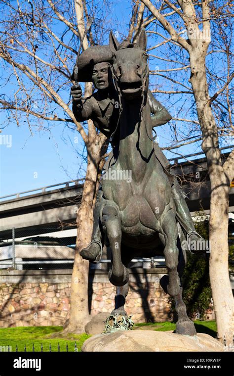 Statue Of Pony Express Rider Old Town Sacramento Stock Photo - Alamy