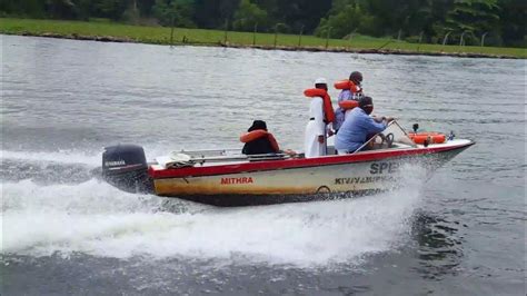 Kochuveli beach | Speed Boating masti/Kerala - YouTube