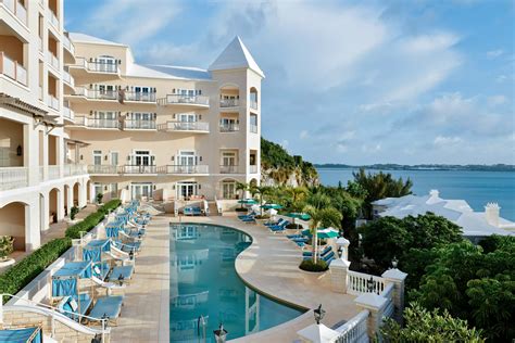 Spa & Poolside Dining Service | Rosewood Bermuda