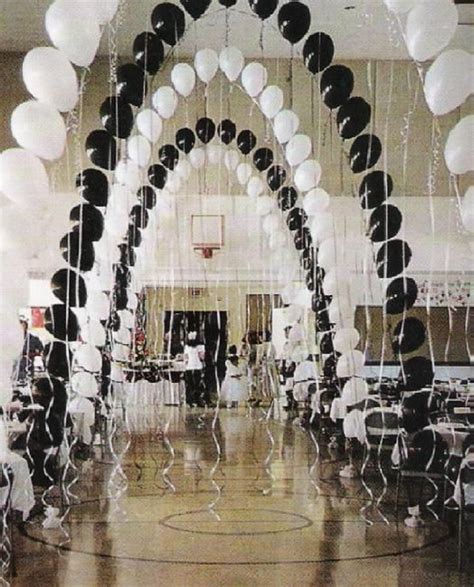 20+ Beautiful Balloon Arch Ideas 2022