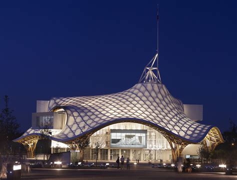 Centre Pompidou-Metz / Shigeru Ban Architects | ArchDaily