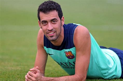 Sergio Busquets Height, Weight, Age, Girlfriend, Family, Facts, Biography