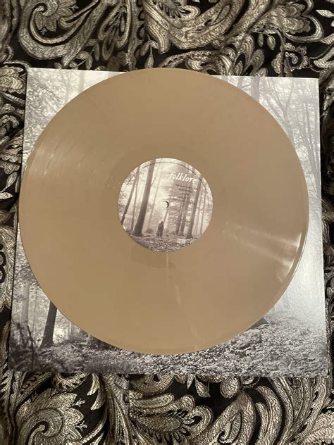 AGHFWJBGA BROWN FOLKLORE VINYL : r/TaylorSwiftVinyl