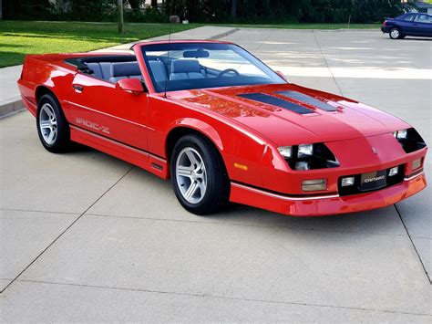 1990 Chevrolet Camaro Iroc-Z | Showdown Auto Sales - Drive Your Dream