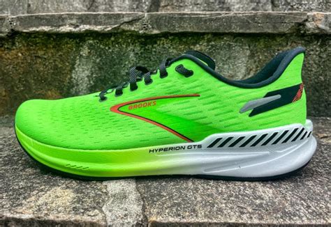 Brooks Hyperion GTS Review | Running Shoes Guru