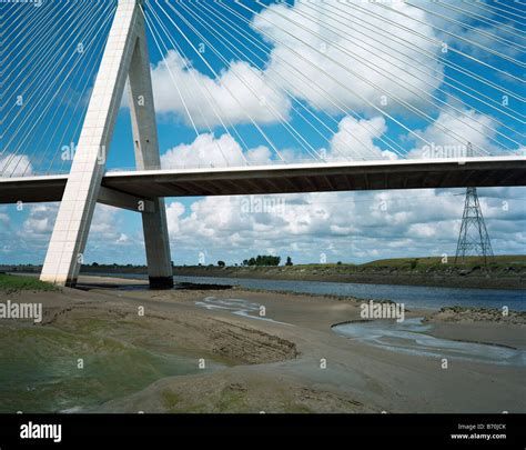 Queensferry Bridge River Dee Flint North Wales Stock Photo - Alamy