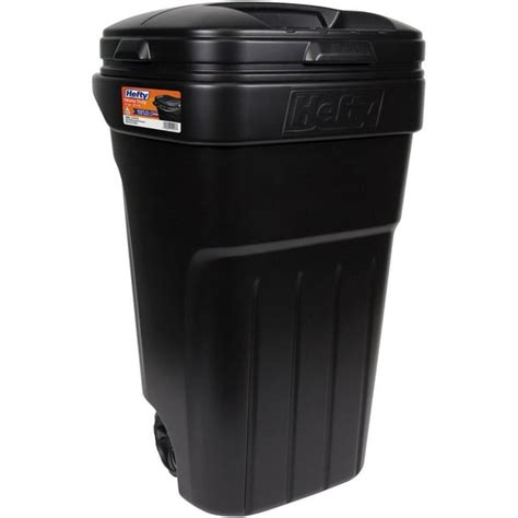 Hefty 32-Gallon Wheeled Outdoor Trash Can, Black - Walmart.com ...