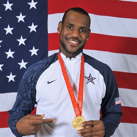 Lebron James posing with his 2008 gold medal | In the 2008 O… | Flickr