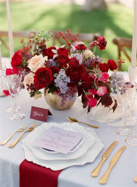 25 Stunningly Gorgeous Wedding Centerpieces | Flower centerpieces, Wedding centerpieces, Flower ...