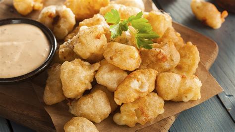 10 things to know about cheese curds for National Cheese Curd Day