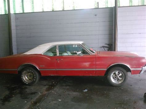 Buy used 1966 Oldsmobile Cutlass W/ 442 parts in Tampa, Florida, United States