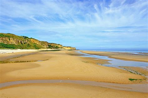 12 Top Normandy D-Day Beaches and Memorials | PlanetWare