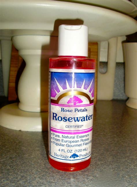 Ramblings of a Happy Homemaker: Skin Care Series ~ Rosewater Toner