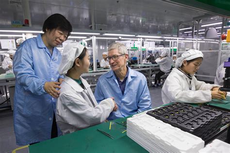 Apple Polishes Corporate Citizen Image With Factory Visit - Caixin Global