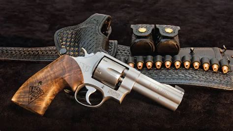 Smith & Wesson .45 Revolvers - SWAT Survival | Weapons | Tactics