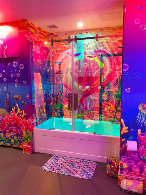 My Stay At The Lisa Frank Flat Was All Rainbows, Unicorns And... Controversy | LAist | Cool ...
