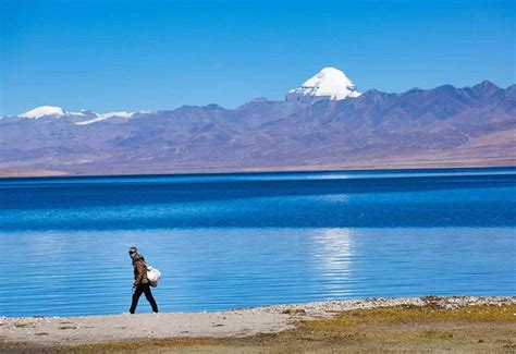 Lake Manasarovar Ngari, Holy Lake for Pilgrimages