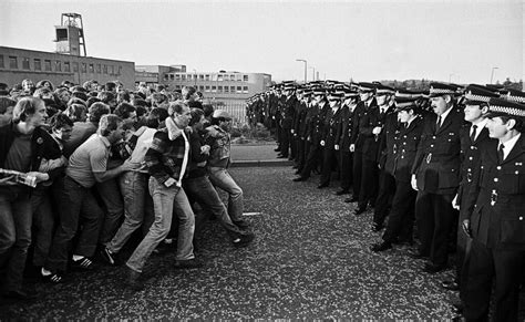 ONE YEAR! Photographs from the miners’ strike 1984 – 85 | MONOVISIONS - Black & White ...