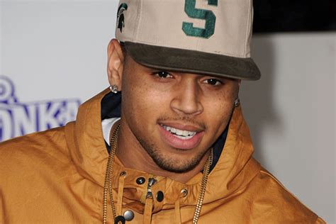 Chris Brown Feat. Ludacris, ‘Wet the Bed’ – Song Spotlight