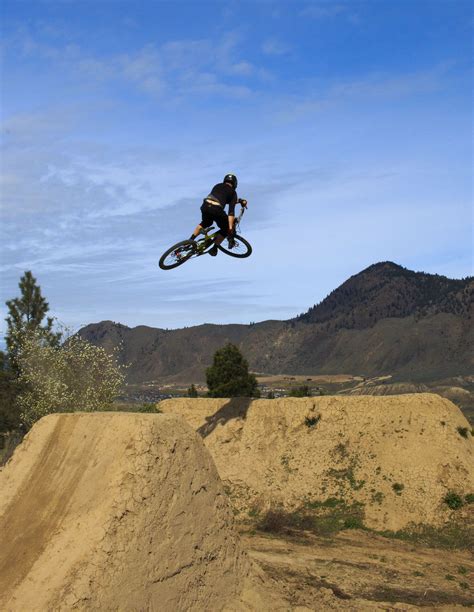 Big boy jumps! - DC11 - Mountain Biking Pictures - Vital MTB