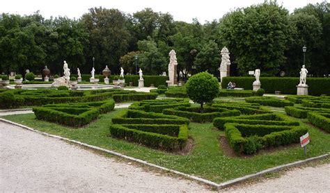 Galleria Borghese Gardens | MizieB | Flickr