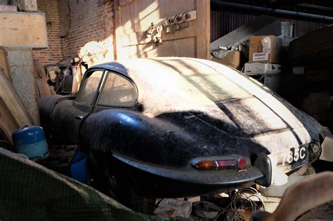 Barn Find: Jaguar E-Type 4.2 Coupe Project Car