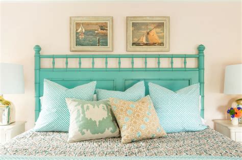 Teal Bedroom Ideas: The Best Paint Colors to Achieve Dramatic Style