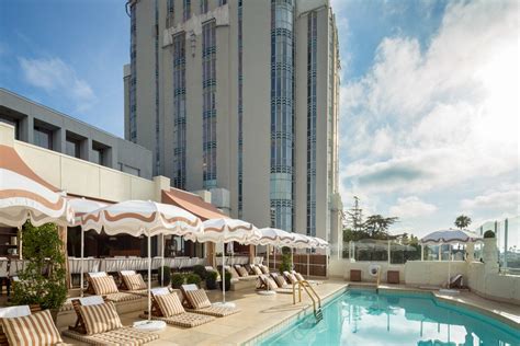 Los Angeles Pet Friendly Hotels - The Animalista - Los Angeles