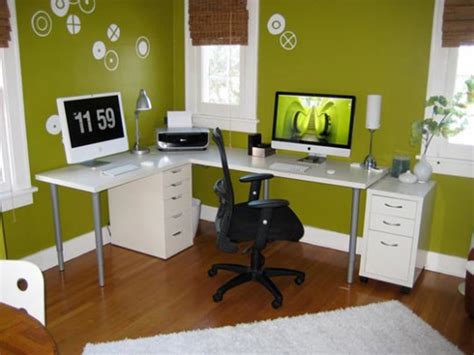 How to Decorate a Home Office on a Budget