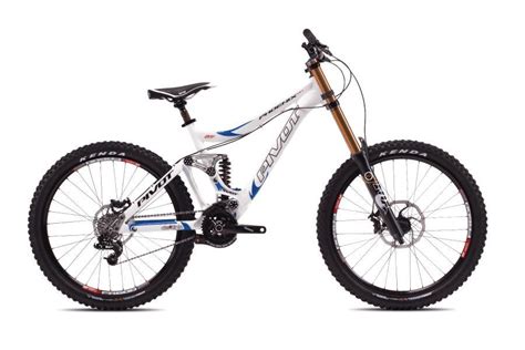 Pivot Phoenix DH Mountain Bike Reviews | Mountain Bike Reviews ...