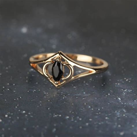 Vintage style two moons black spinel silver gold ring – Artofit